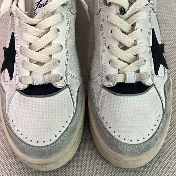 Golden Goose Women’s Forty2 - Picture 6 of 12
